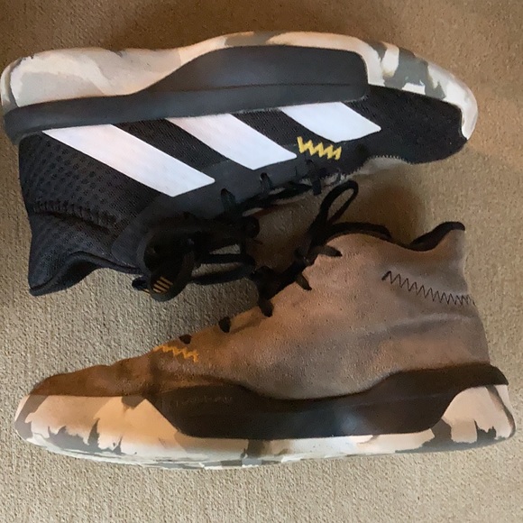 ADIDAS Pro Next 2019 Kids Mid Top Basketball Shoes/Sneakers - Picture 2 of 10